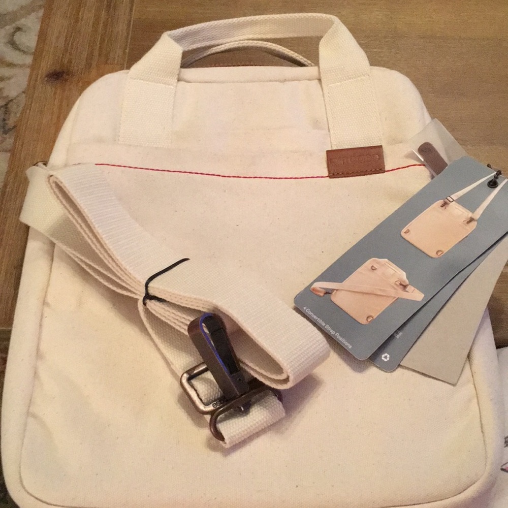 NWT Terra Convertible Pack